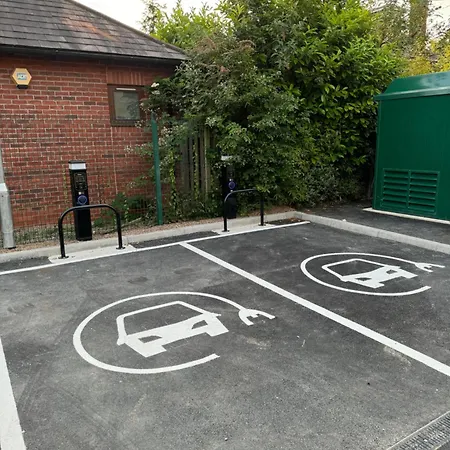 아파트 Brand New Flat 5 With Free Parking And Fast Wifi 요크