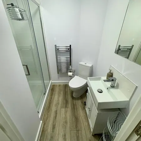 Brand New Flat 5 With Free Parking And Fast Wifi York