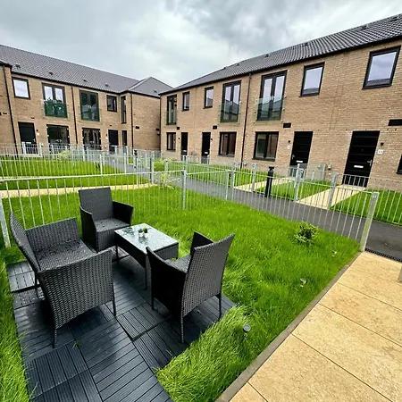 Apartment Brand New Flat 5 With Free Parking And Fast Wifi York